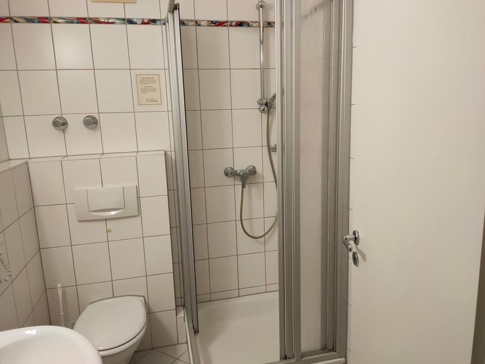 Hotel zur Eisenbahn Hotel in Rodgau