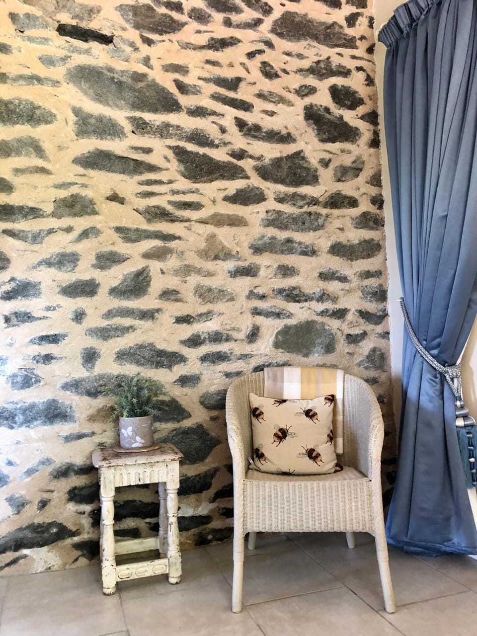 Le Cerisier Saint-Barbant Bed and Breakfast in Nouvelle-Aquitaine