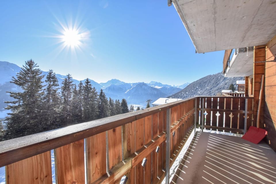 Chumma 22 Apartment in Canton of Valais