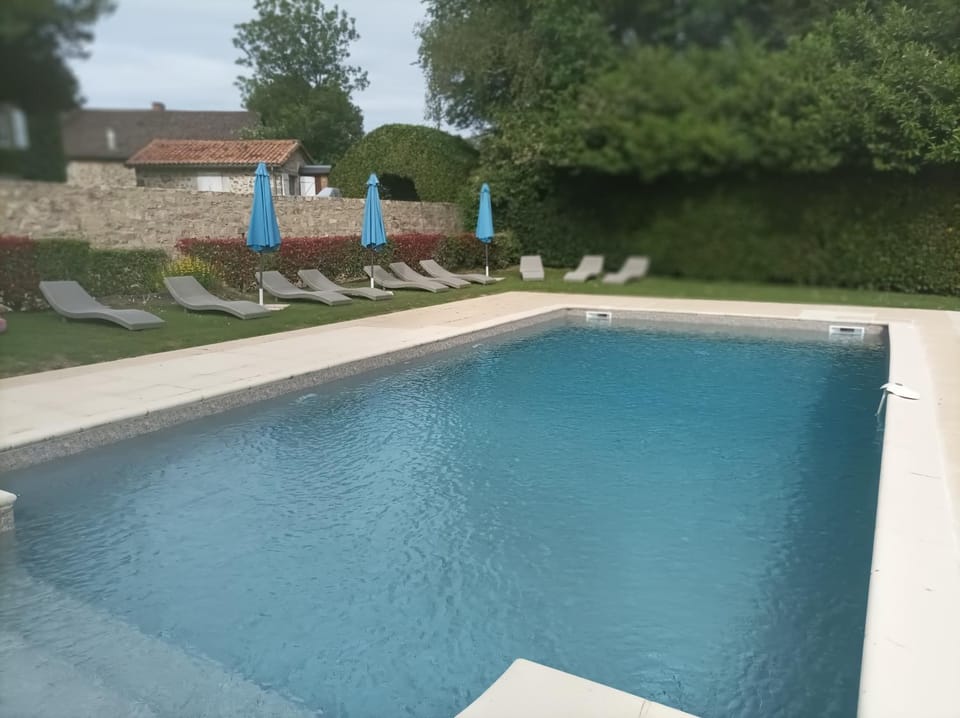 Property building, Swimming pool