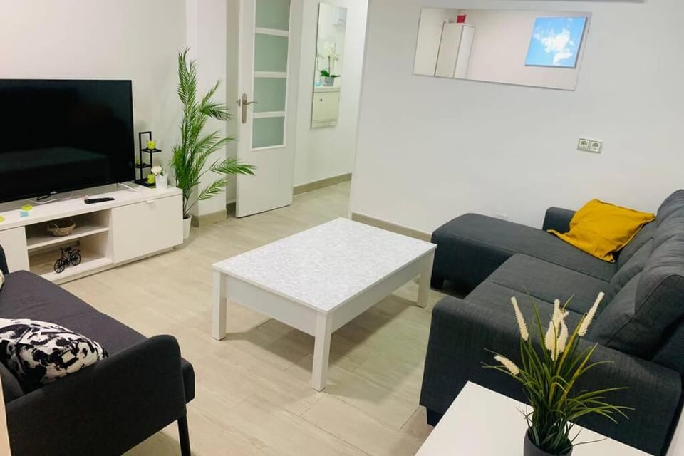 VALENCIA / PLAYA CABANYAL, PUERTO, CUIDAD ARTES Apartment in Valencia