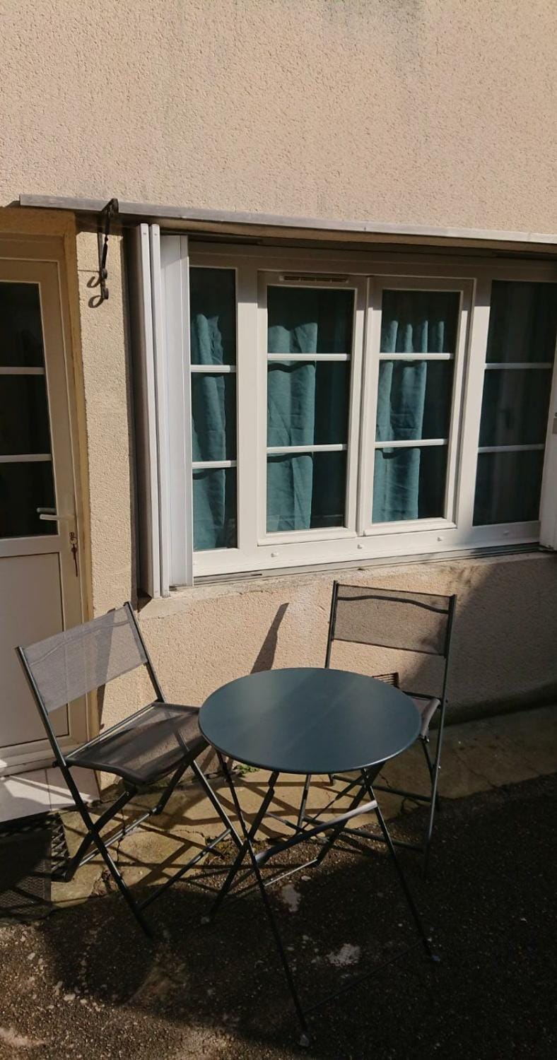 PROMO F2 RDC avec cour Courseulles sur mer Apartment in Courseulles-sur-Mer