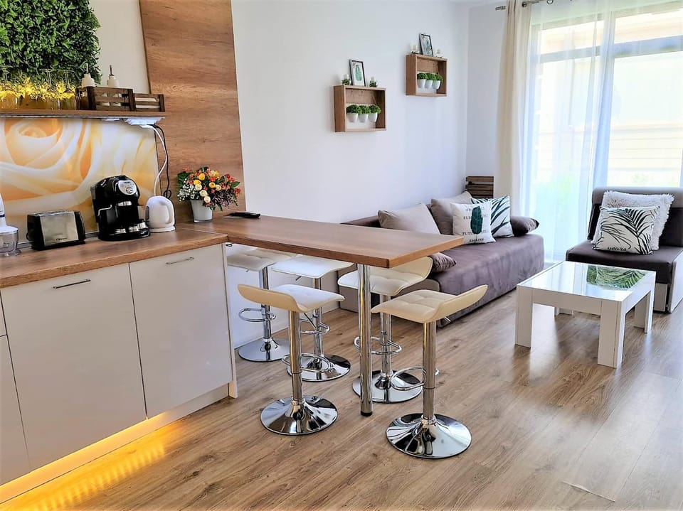 Little Treasure by the Sea Apartment in Pomorie