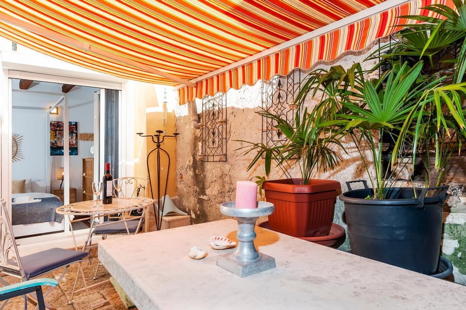 Studio Wishing Well Garden Apartment in Rovinj