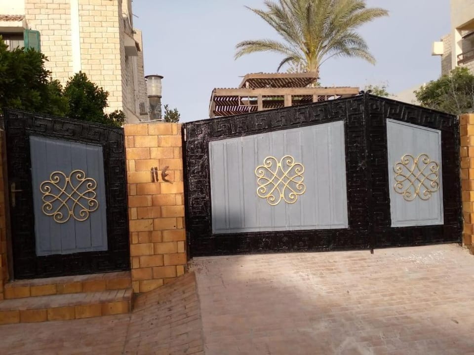 7B Chalet 4 bedrooms basement114 b on the pool green beach Apartment in Egypt