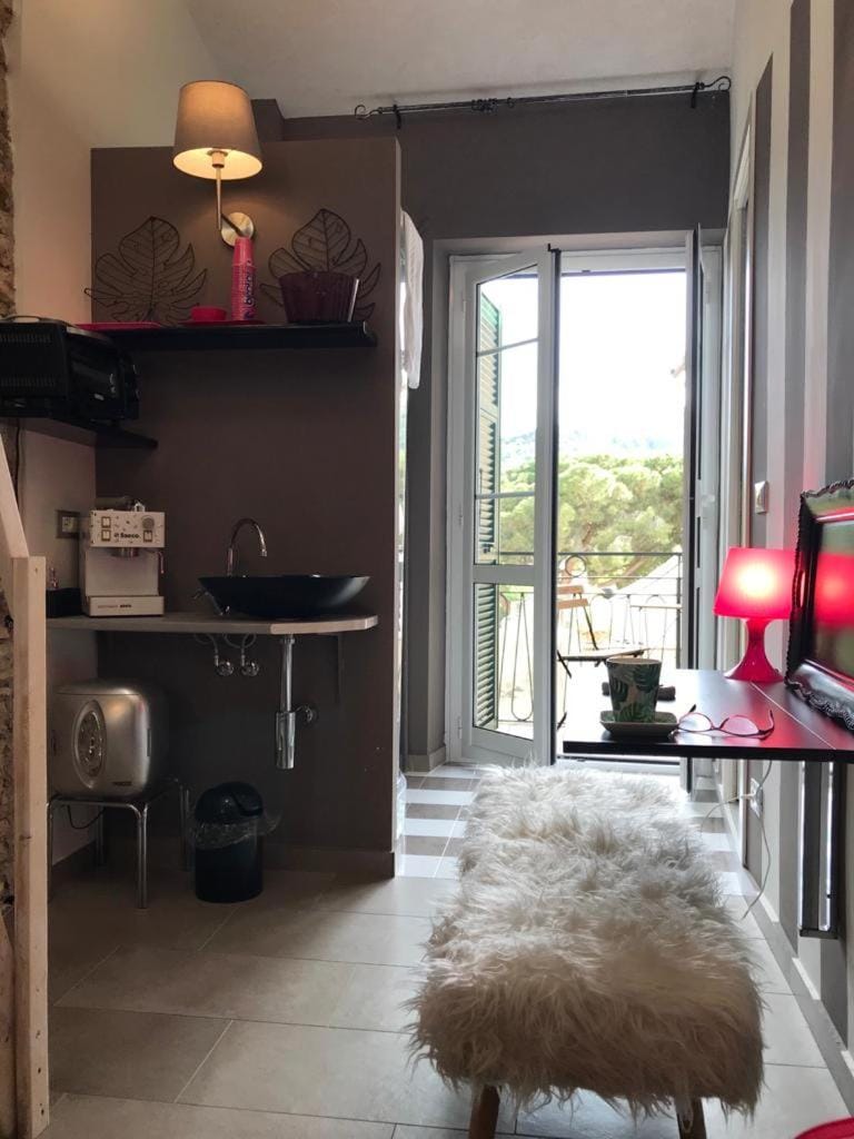 Sanctus Syrus 1 Apartment in Albenga