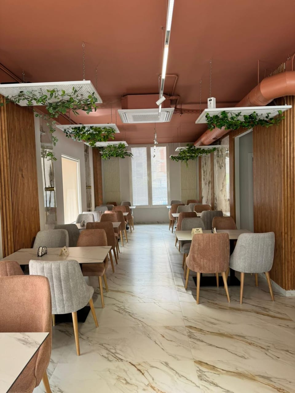 Restaurant/places to eat, Lounge or bar, Seating area, Breakfast, Internal: Not applicable to any particular room