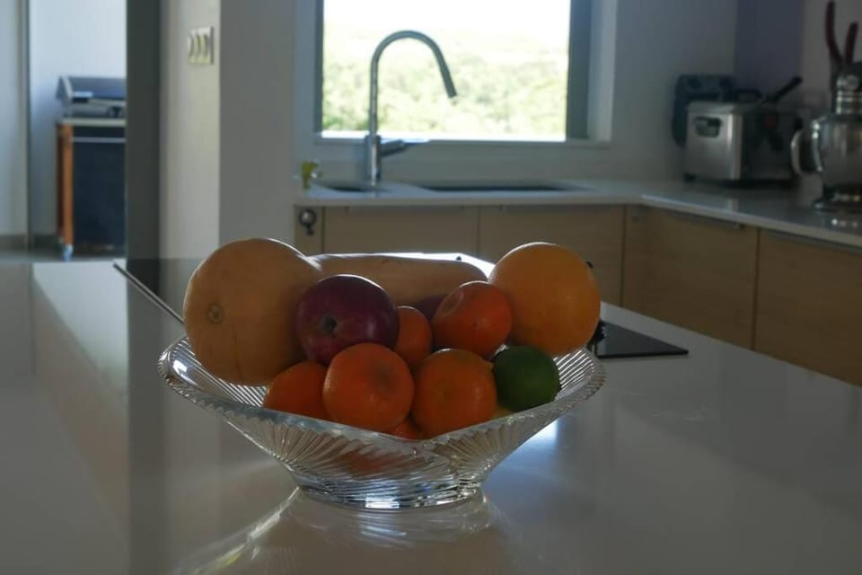 Villa Kumquat avec piscine et vue sur les montagnes Villa in Petit-Bourg