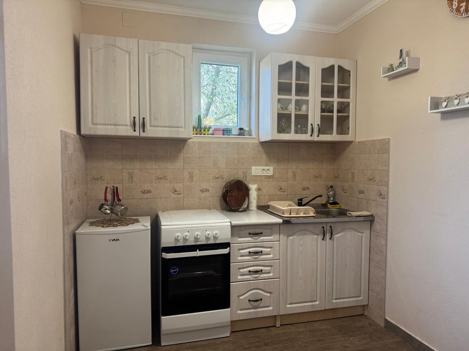 Amazing Sunset Escape -Private Parking Apartment in Kotor Municipality