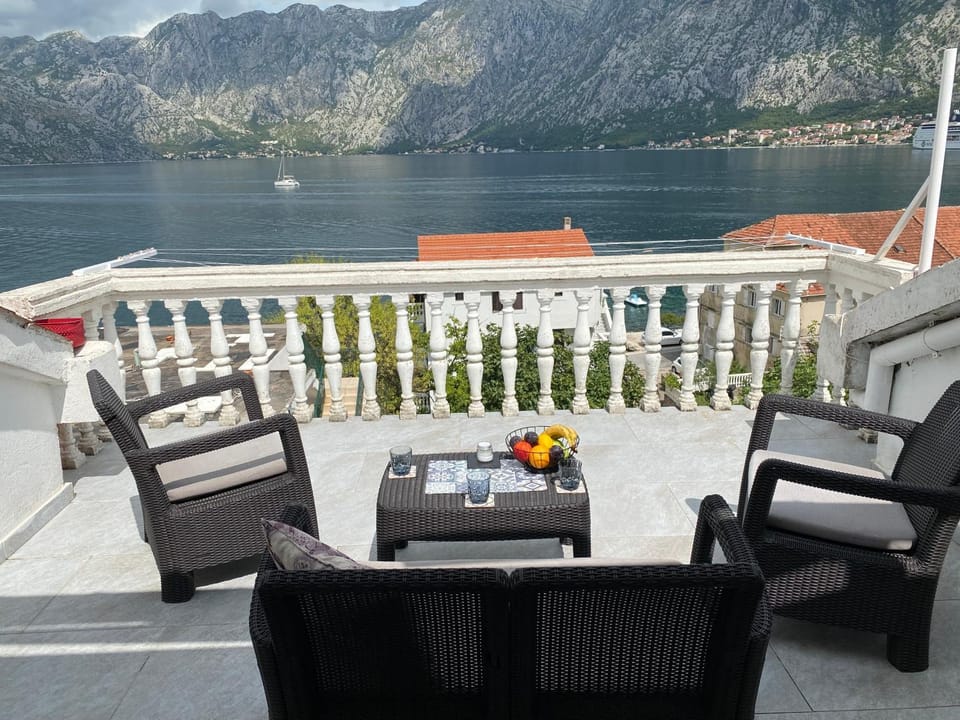 Lux Boka Sea View apartment Apartment in Kotor Municipality