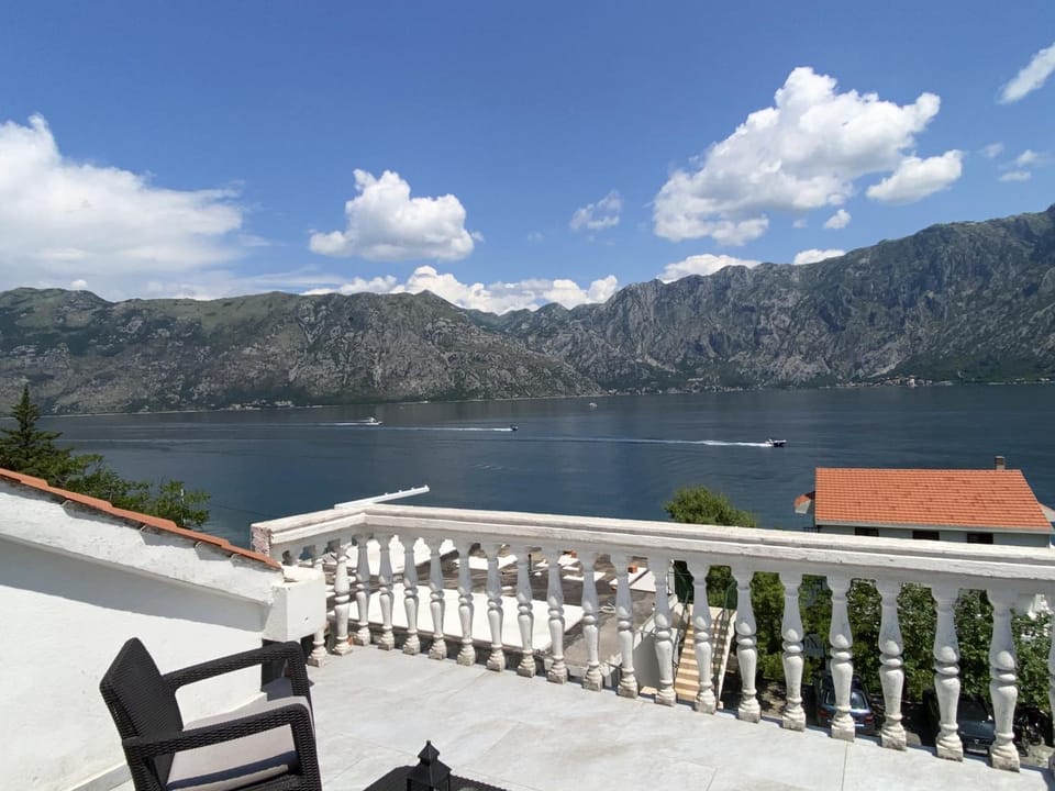 Lux Boka Sea View apartment Apartment in Kotor Municipality