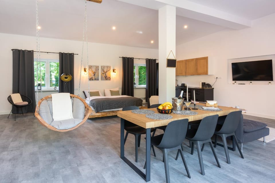 Bed, Living room, Seating area
