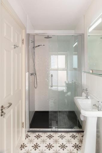 Shower, Bathroom, Bath