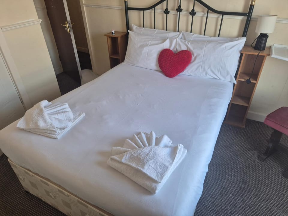 White Moon Hotel Bed and Breakfast in Blackpool