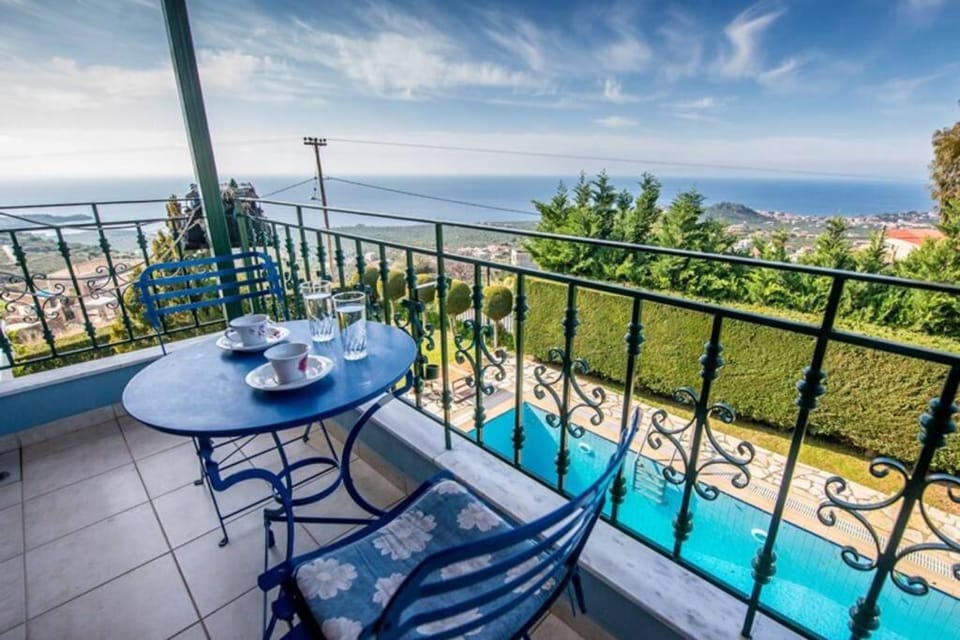 Kelly's Villa in Stoupa Villa in Messenia
