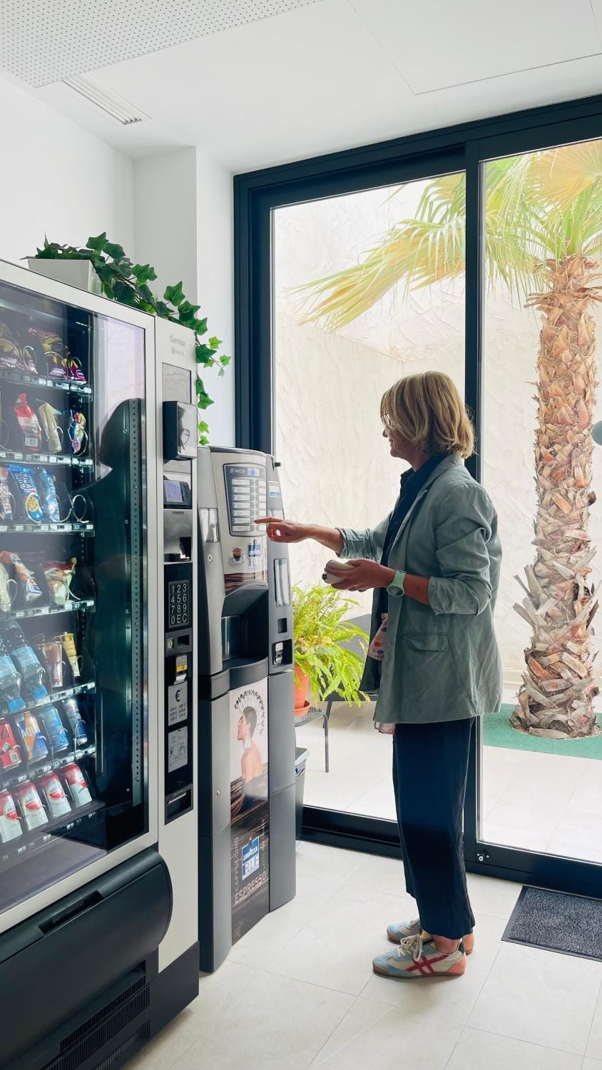 vending machine