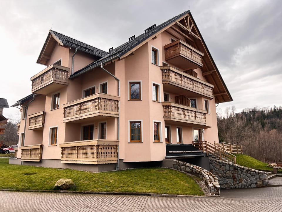 Property building, Day