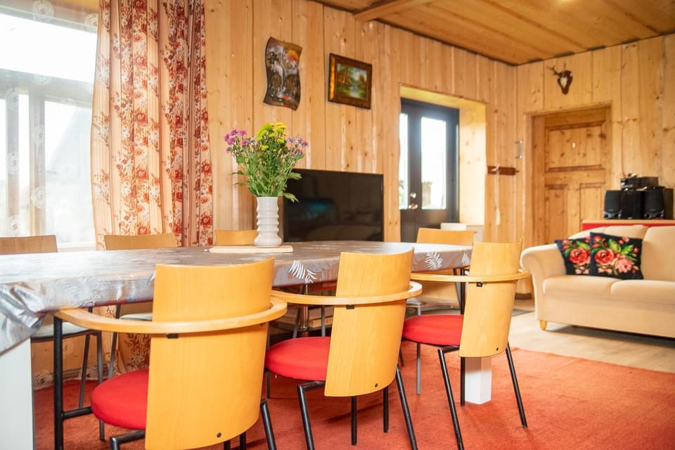 Living room, Dining area