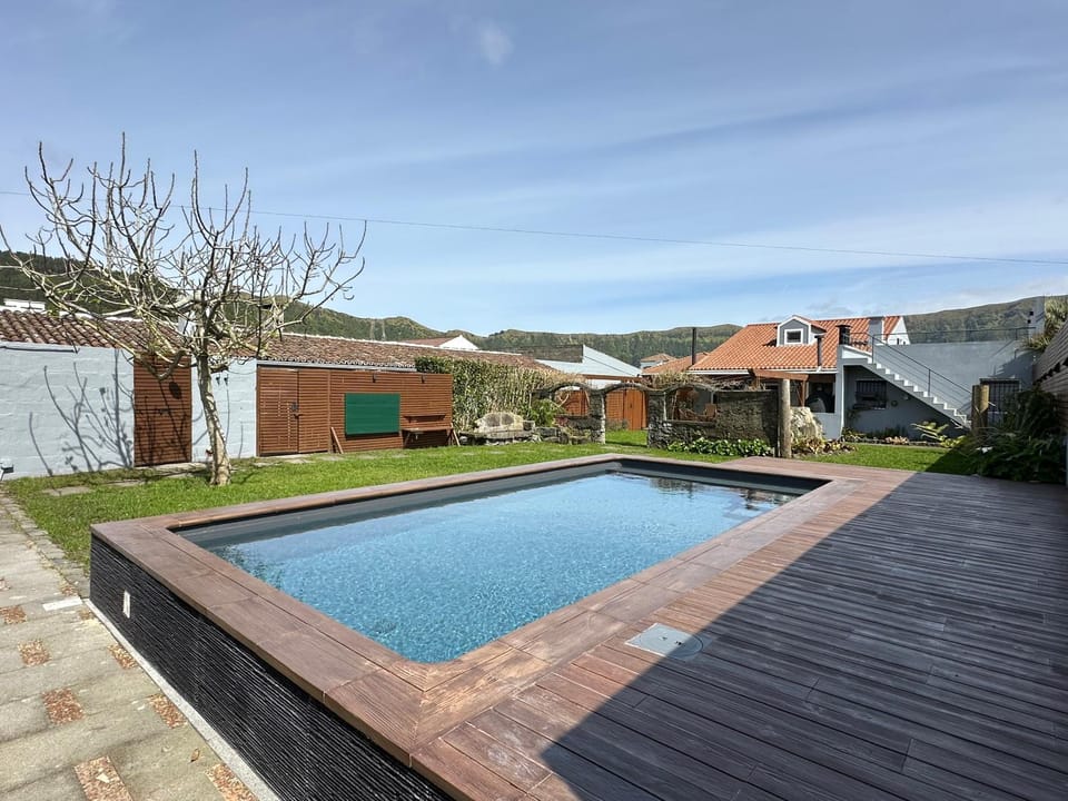 Casa da Porta Amarela House in Azores District