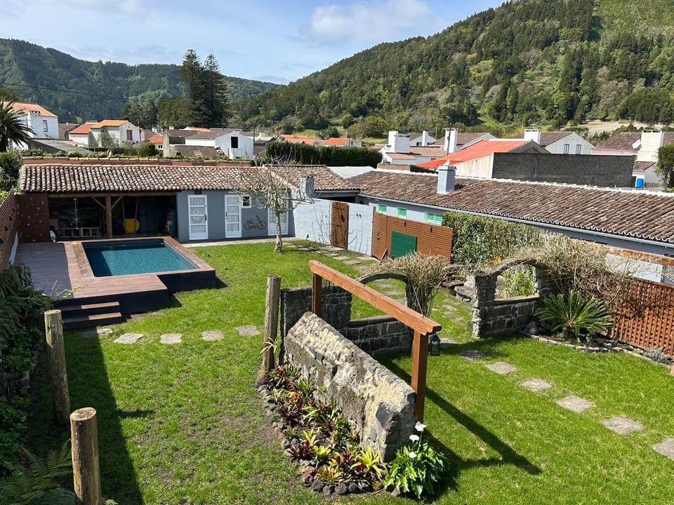 Casa da Porta Amarela House in Azores District