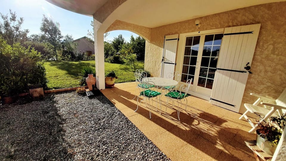 Patio, Balcony/Terrace