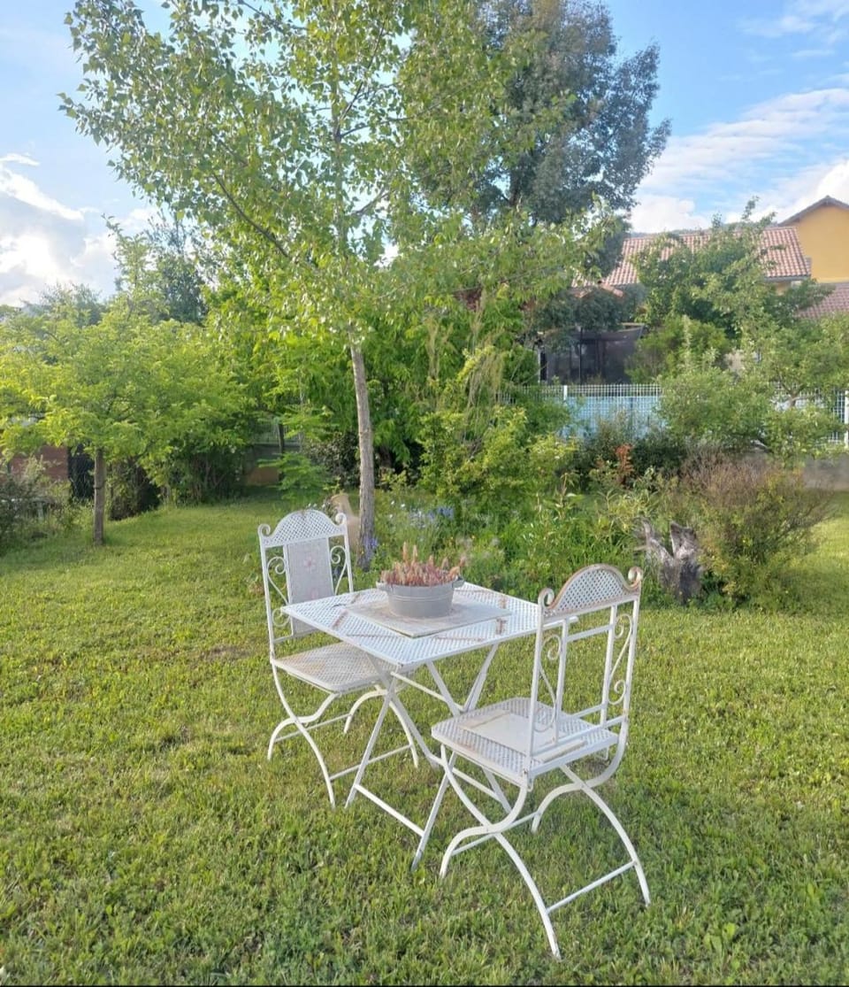 L'Ecrin Meublé de tourisme classé 3 étoiles climatisé Apartment in Provence-Alpes-Côte d'Azur