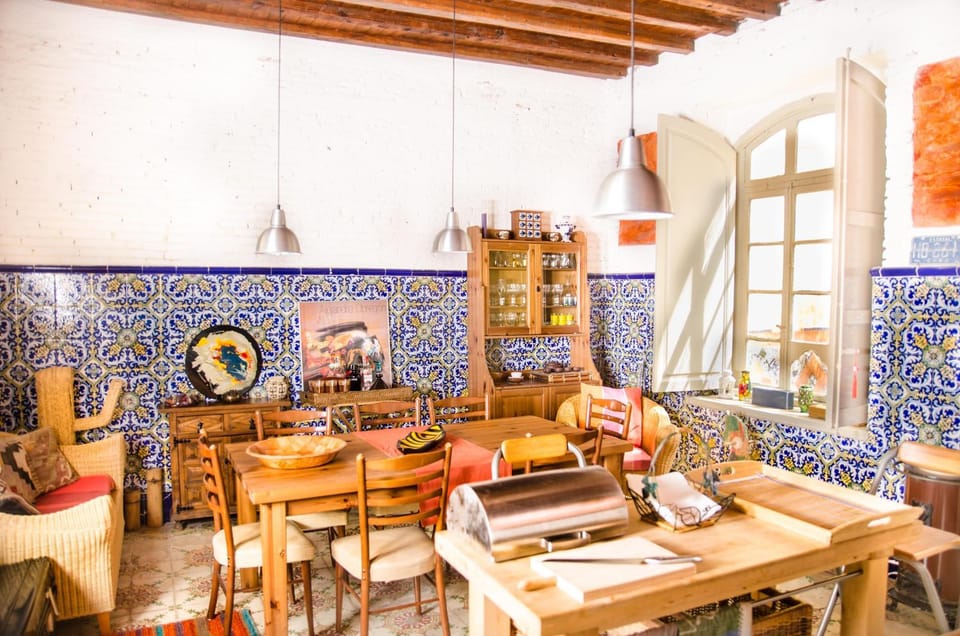 Kitchen or kitchenette, kitchen