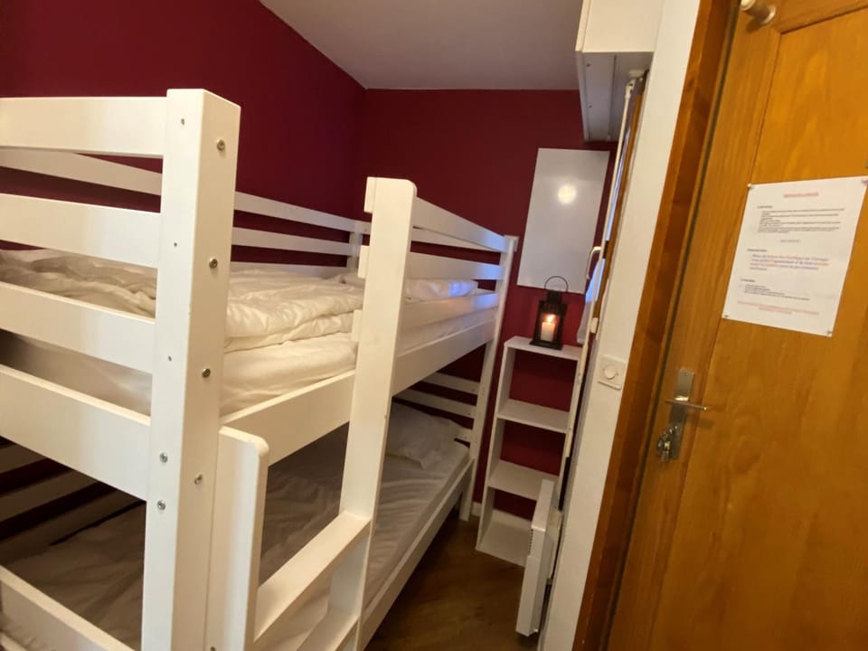 Appartement moderne avec terrasse, 6 personnes, parking inclus - FR-1-198-217 Apartment in Châtel