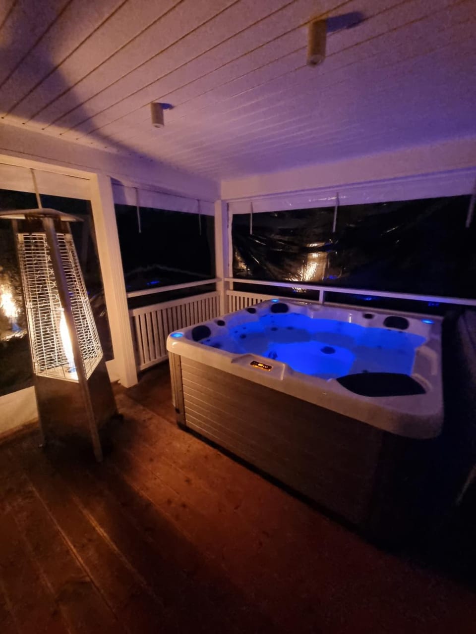 Hot Tub, Hot Tub, Massage, Balcony/Terrace, Spa and wellness centre/facilities, Seating area