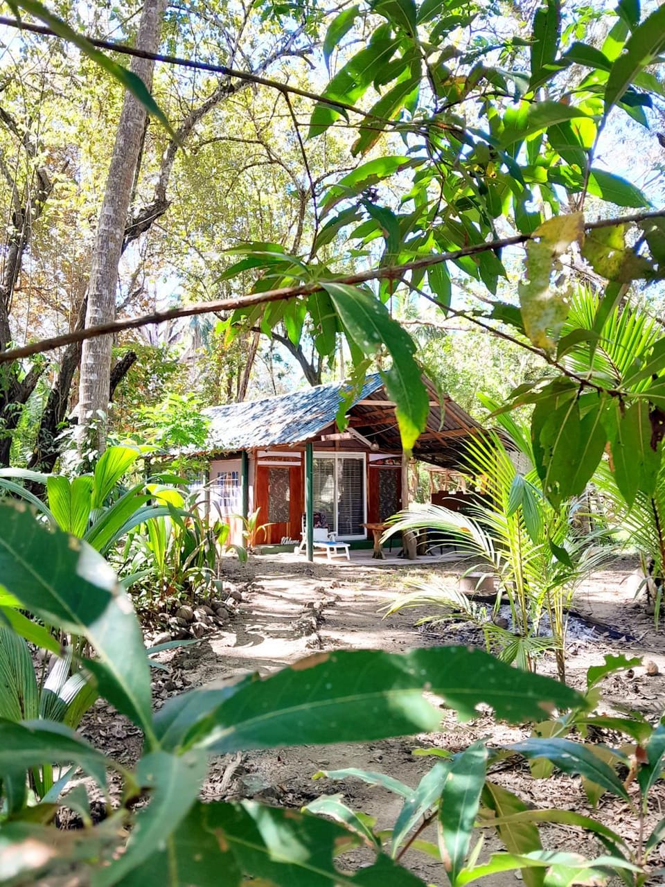 Fully Furnished FAMILY JUNGLE TENT, Latino Glamping Paquera Luxury tent in Puntarenas Province