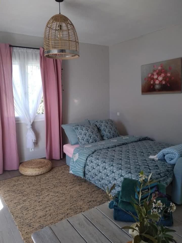 Atelier Benjaminte House in Graveson