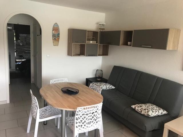 Marinas et mer 25 Apartment in Saint-Cyprien