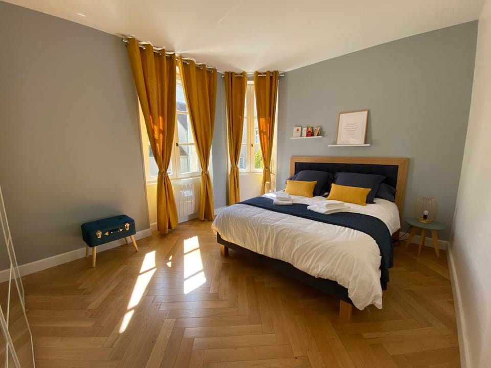 L Interlude Apartment in Chartres