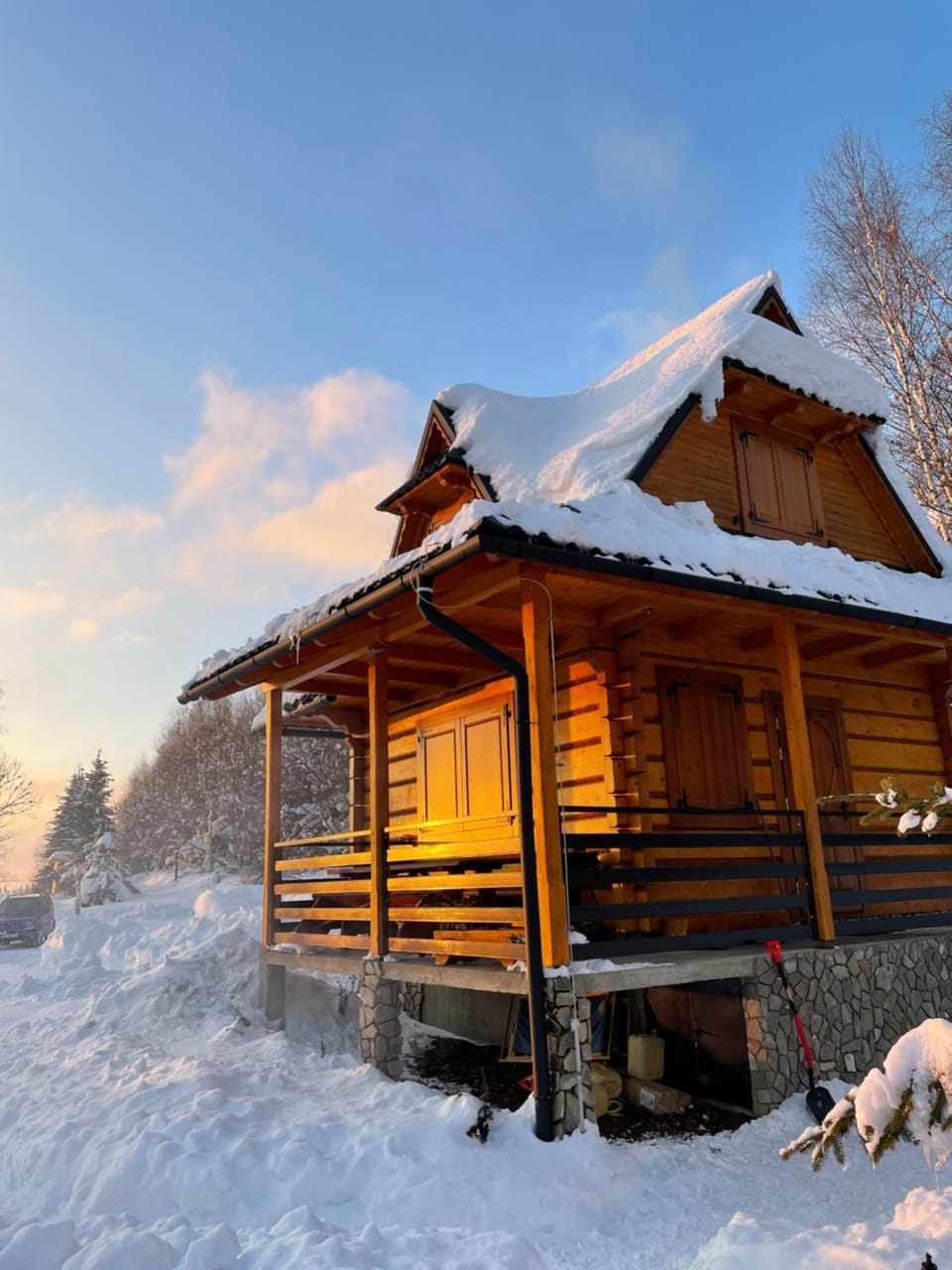 Property building, Day, Natural landscape, Winter