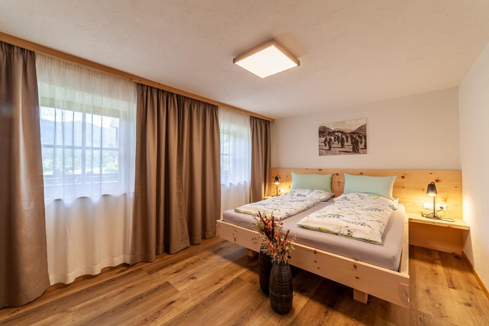 Property building, Living room, Bedroom