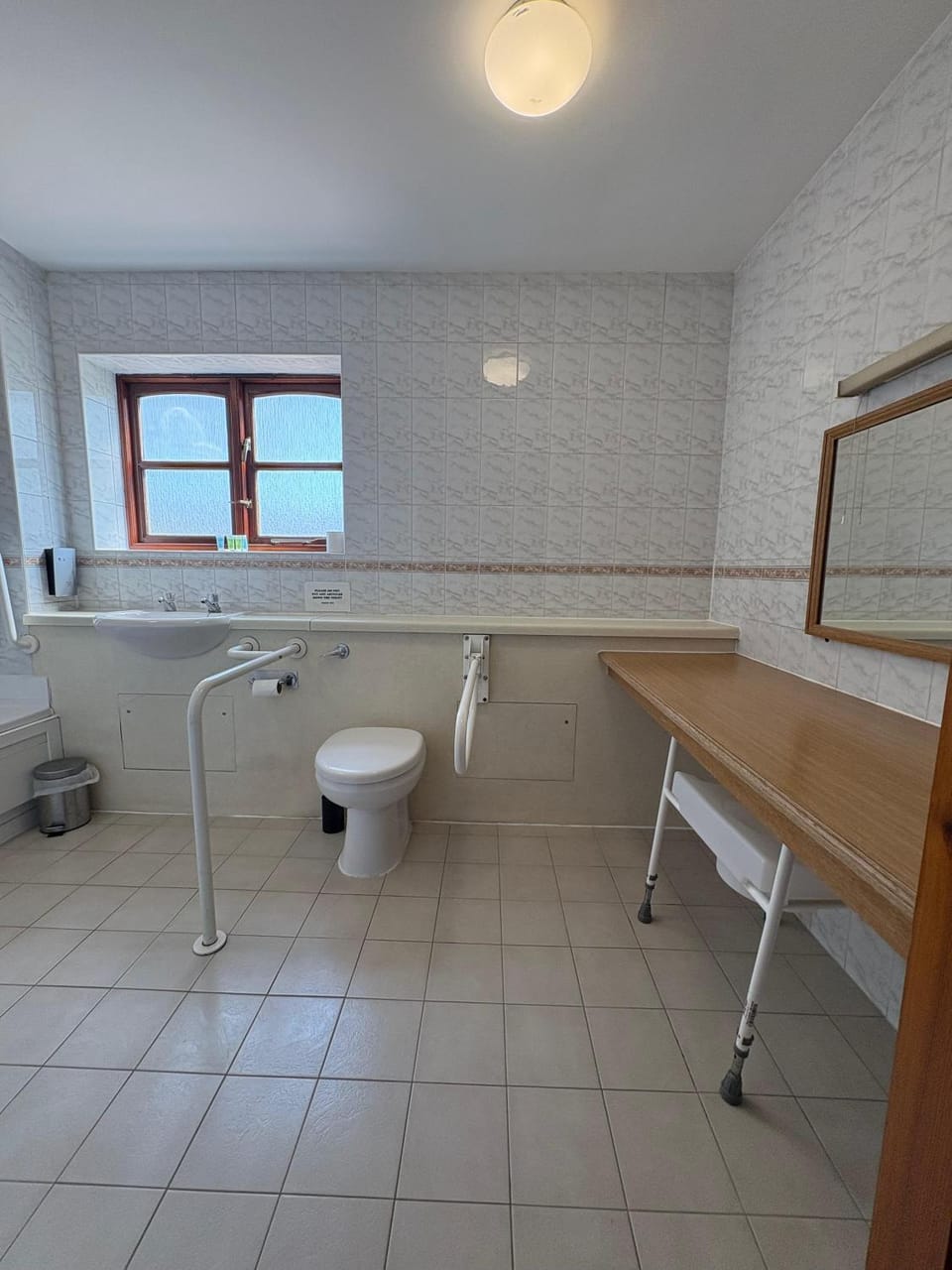 Toilet, Bathroom, Facility for disabled guests