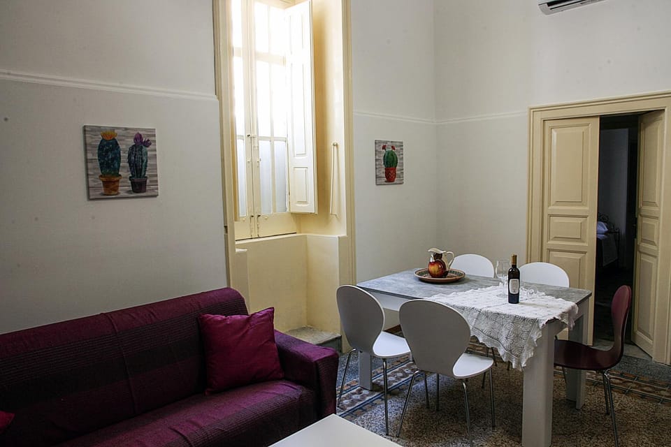 PALAZZO NICASTRO gh - Red House apartment Apartment in Avola