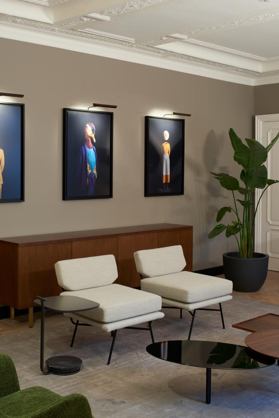 Living room, Decorative detail, Seating area