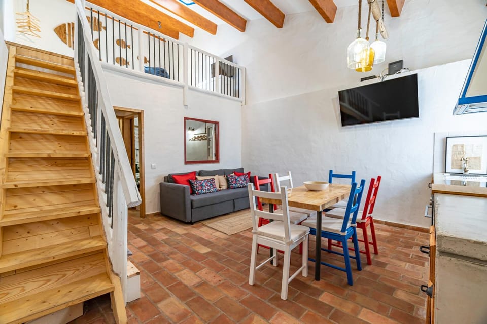 Living room, Communal kitchen
