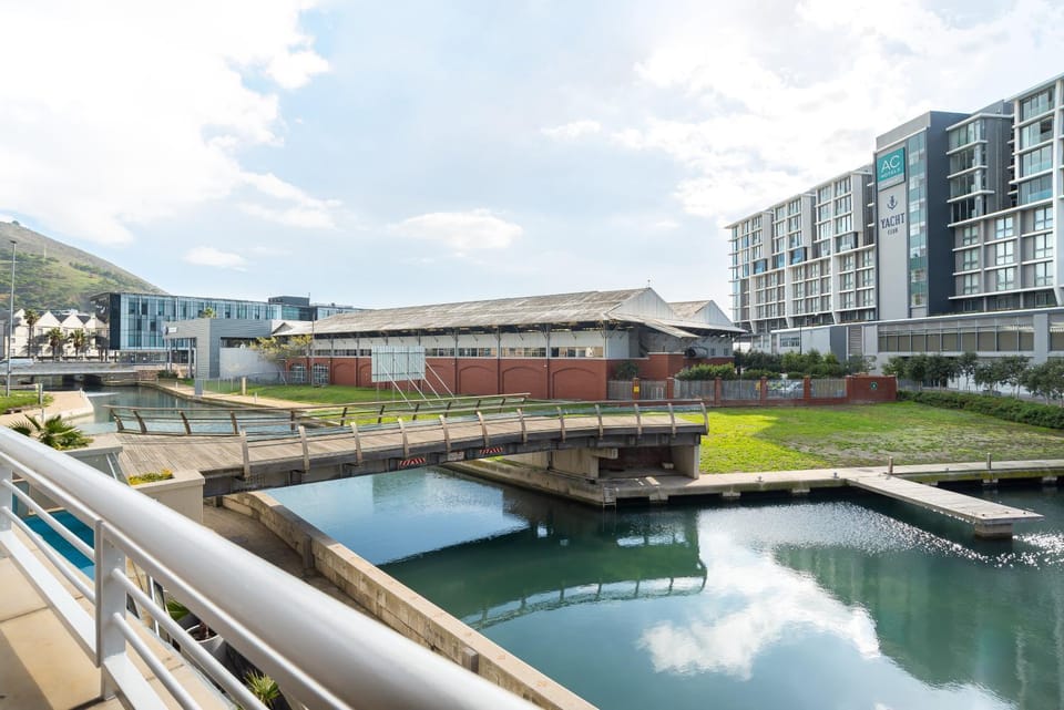 Canal Quays Apartments Apartment in Cape Town