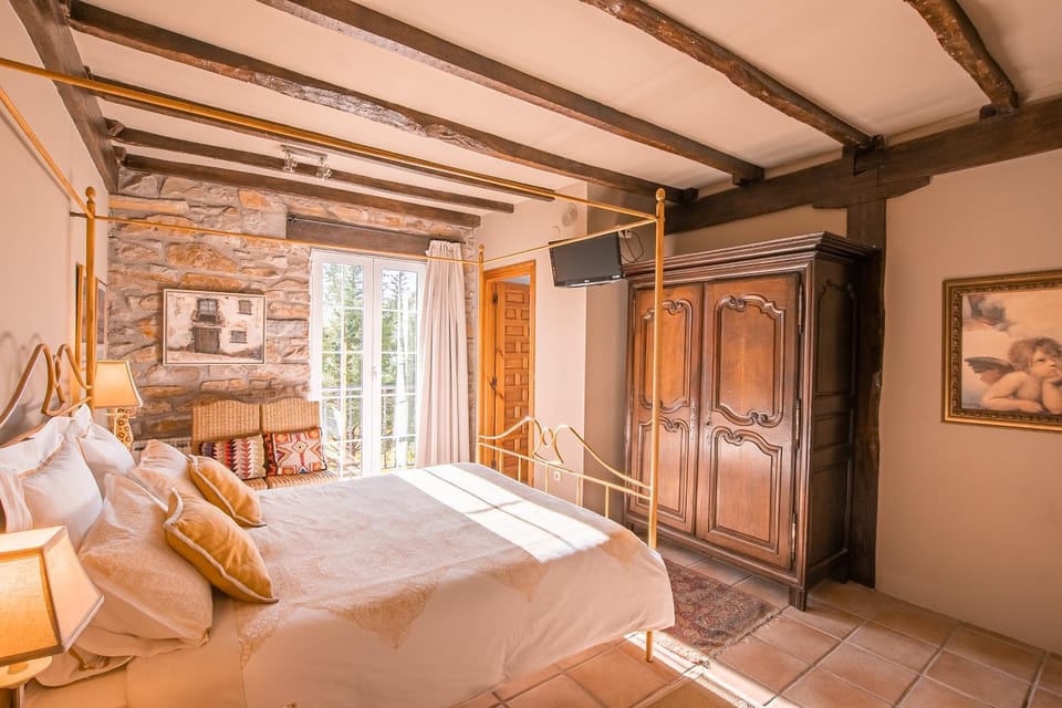 Txerturi-Goikoa Country House in Basque Country
