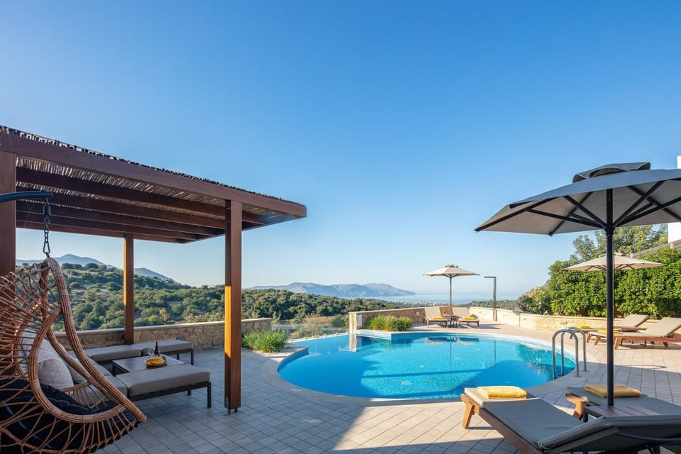 Patio, Day, Natural landscape, Balcony/Terrace, Seating area, Mountain view, Pool view, Sea view, Swimming pool