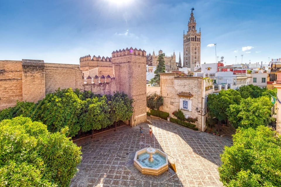 Alianza Giralda Sky view by Valcambre Apartment in Seville