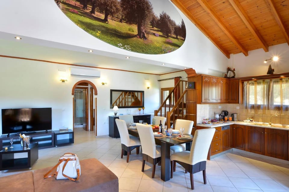 Kitchen or kitchenette, Living room, Seating area, Dining area