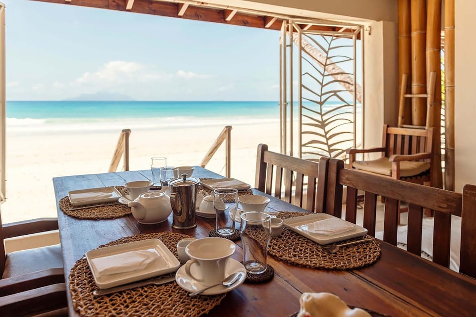 Sea view, Breakfast