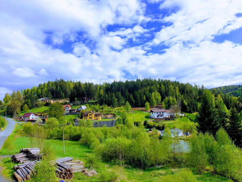 Neighbourhood, Natural landscape
