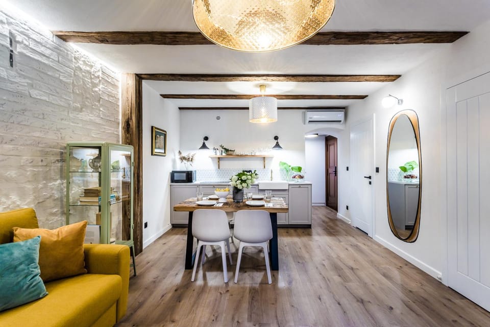 Kitchen or kitchenette, Living room, Seating area, Dining area, oven, air conditioner