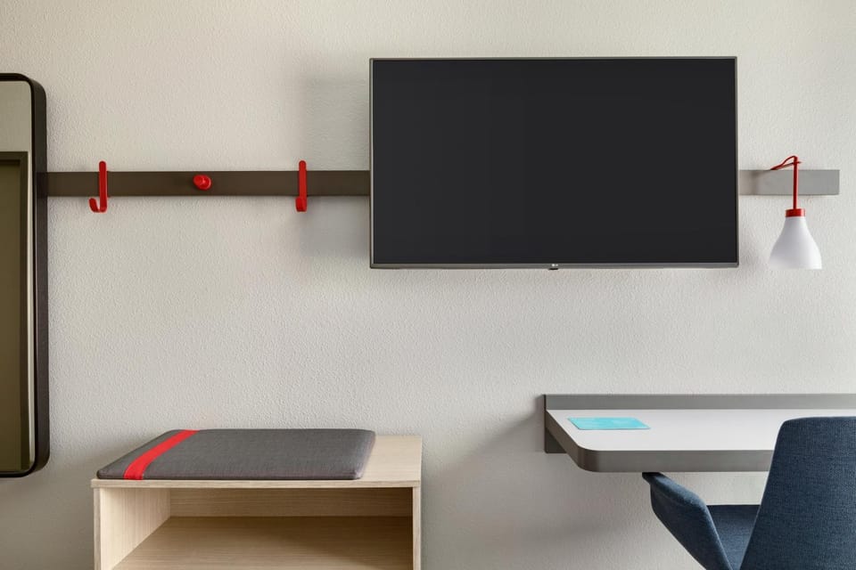 TV and multimedia, Photo of the whole room