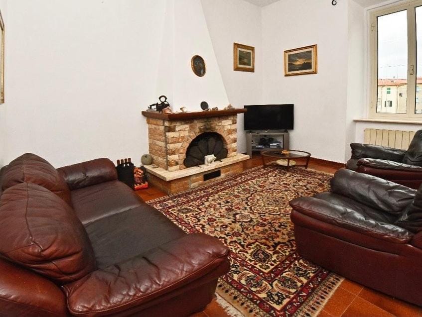 Borgo 98 Guest House Tripla con bagno privato Bed and Breakfast in Livorno