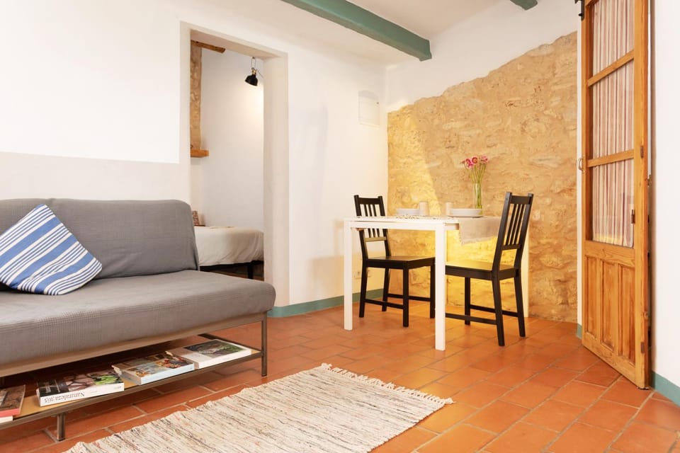 Apartamento rústico reformado con encanto (Garraf) Apartment in Garraf